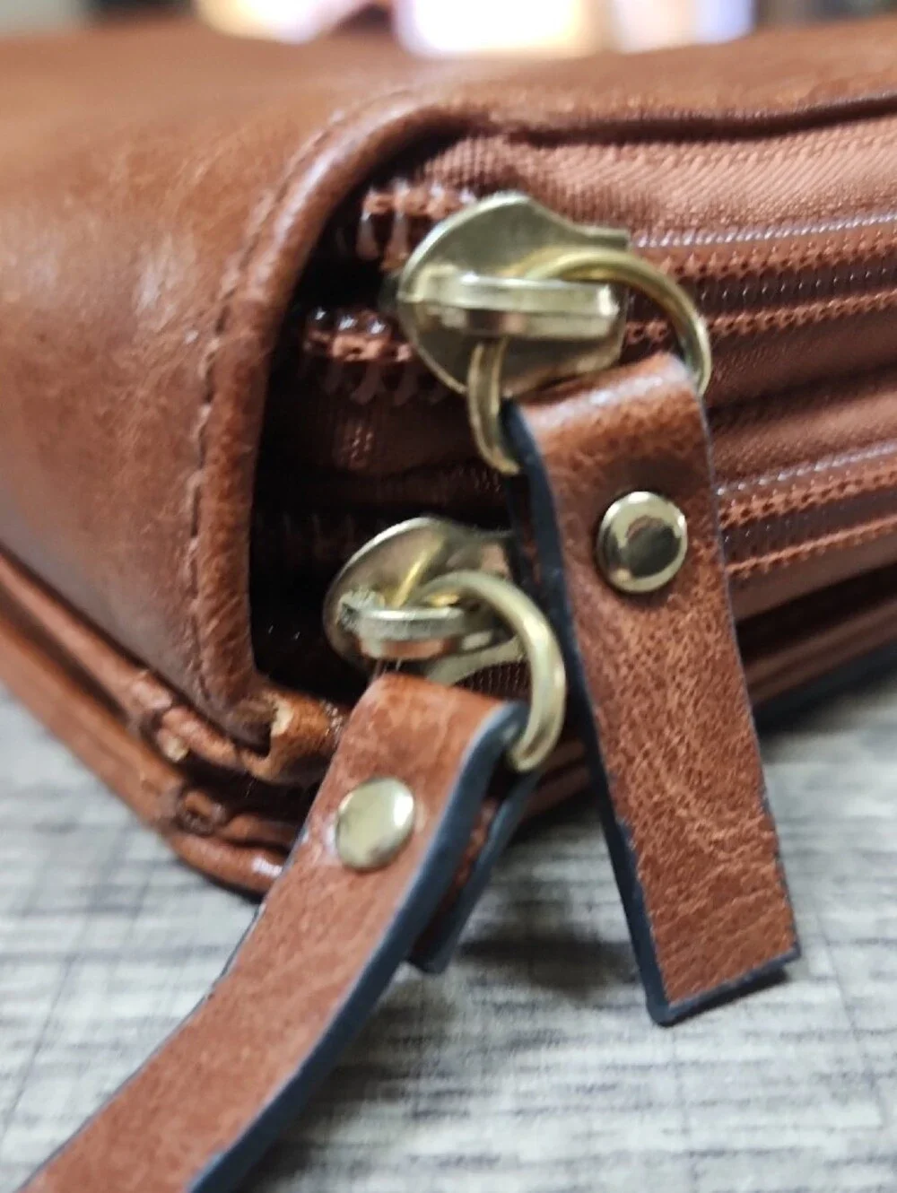 Bueno stylish brown